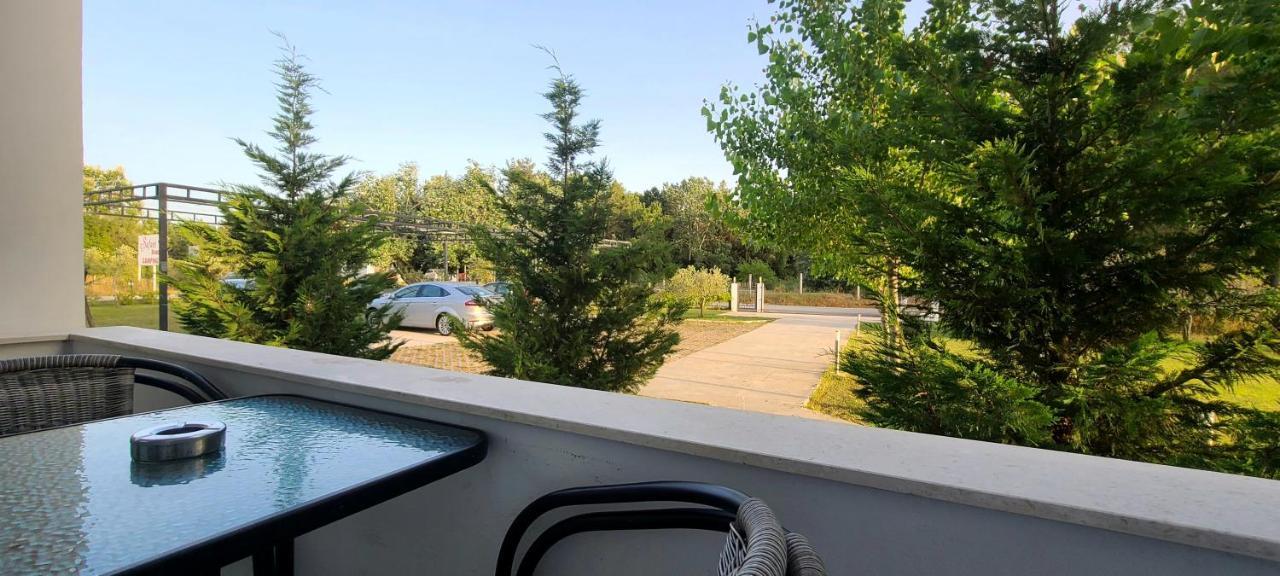 Riviera Inn Apartments Ulcinj Exterior photo